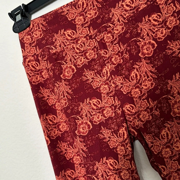 LulaRoe Leggings - Picture 2 of 2